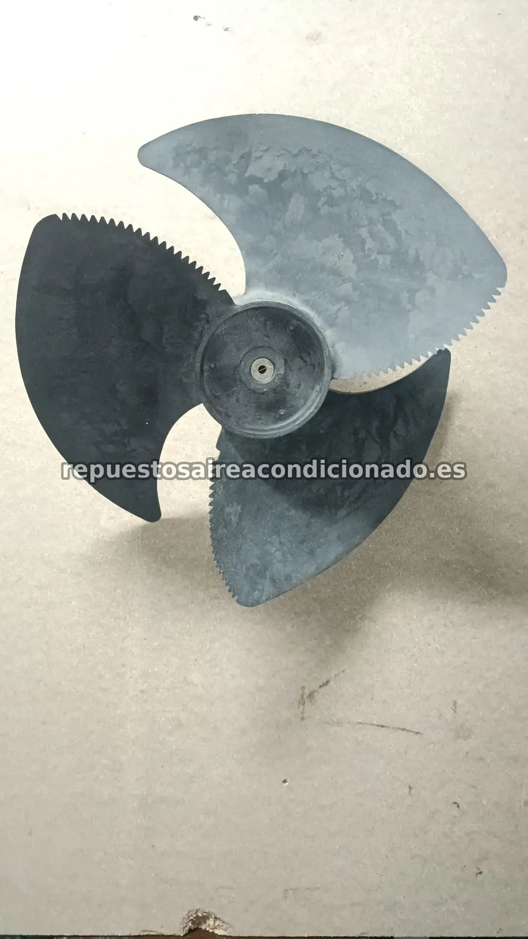 Helice MFB12DSM / F706P26FG / SSA431B209 / ø 48 X 12MM