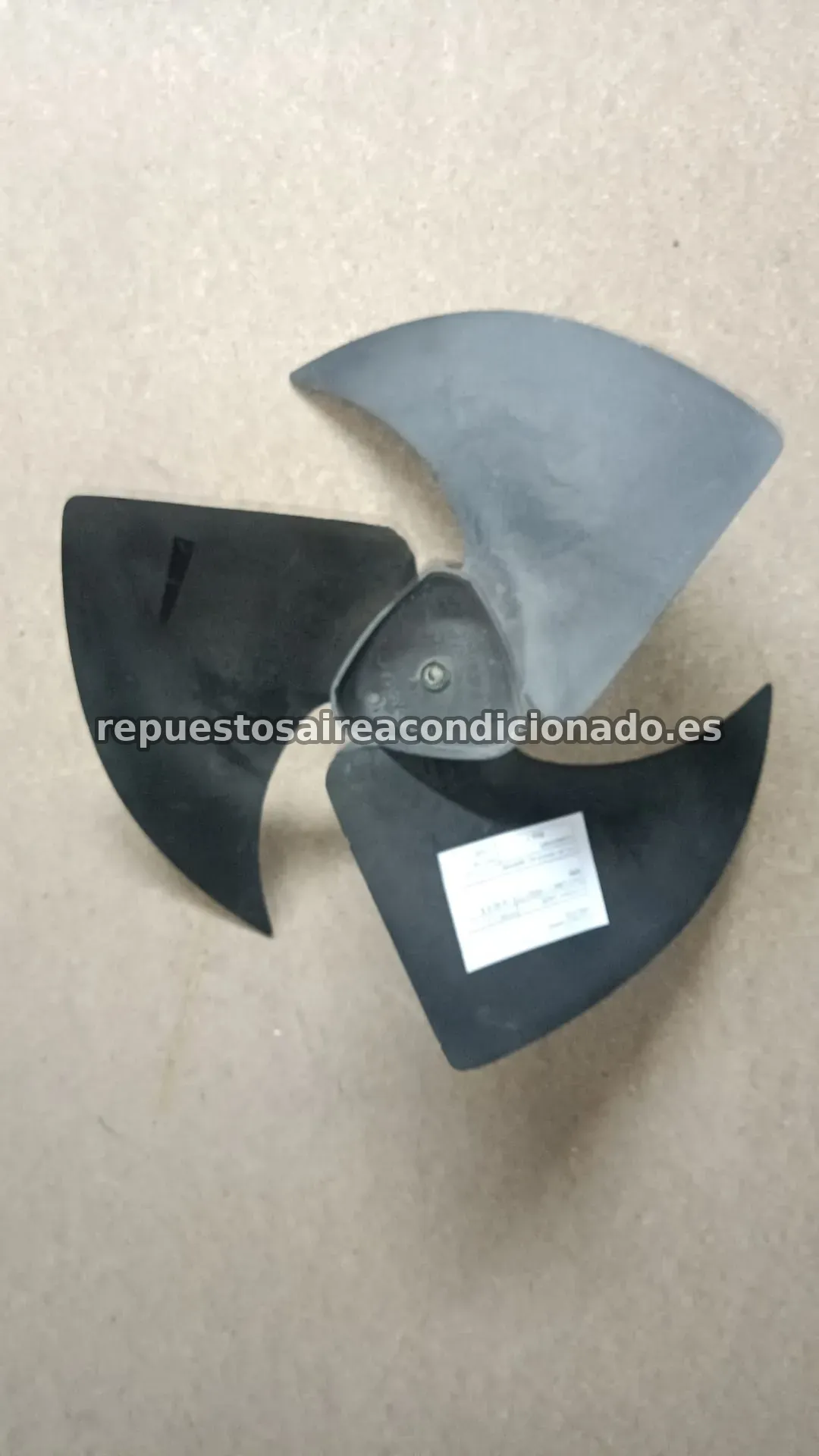 Helice GMCC 05021773 GMCC 05021773 / ø 40 X 8 MM
